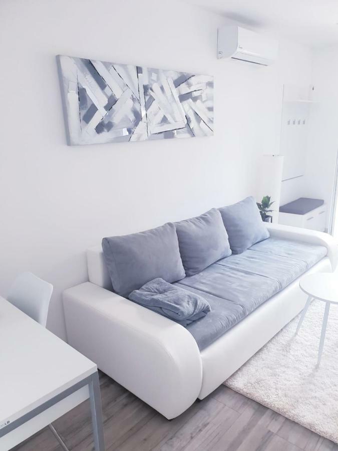 Apartmani Andrej Udbina Экстерьер фото