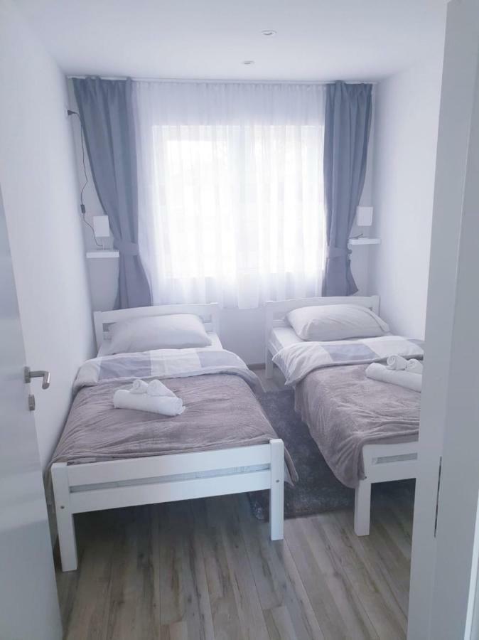 Apartmani Andrej Udbina Экстерьер фото